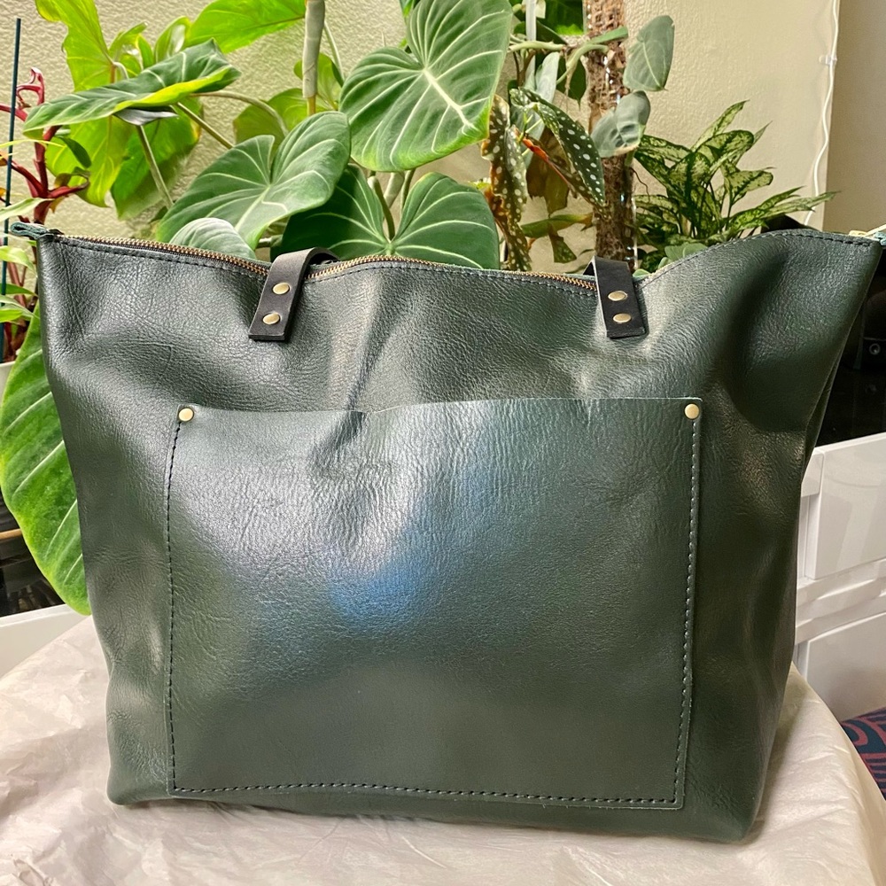 (SOLD) NWOT Portland Leather Goods Forest Large Zipper Top